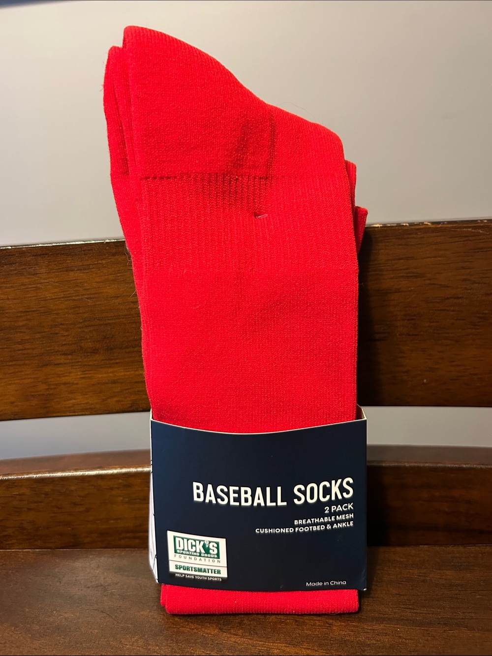 DICKS NEW WITH ORIGINAL PACKAGE L Men’s Red Baseball Socks - 2 Pack